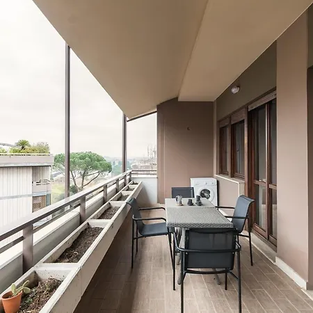 Fleming 58 By Hili * ローマ